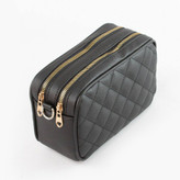 کیف دوشی زنانه مدل صندوقی طرح دار